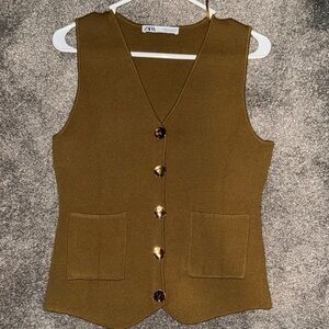 Zara Brown Buttoned Vest